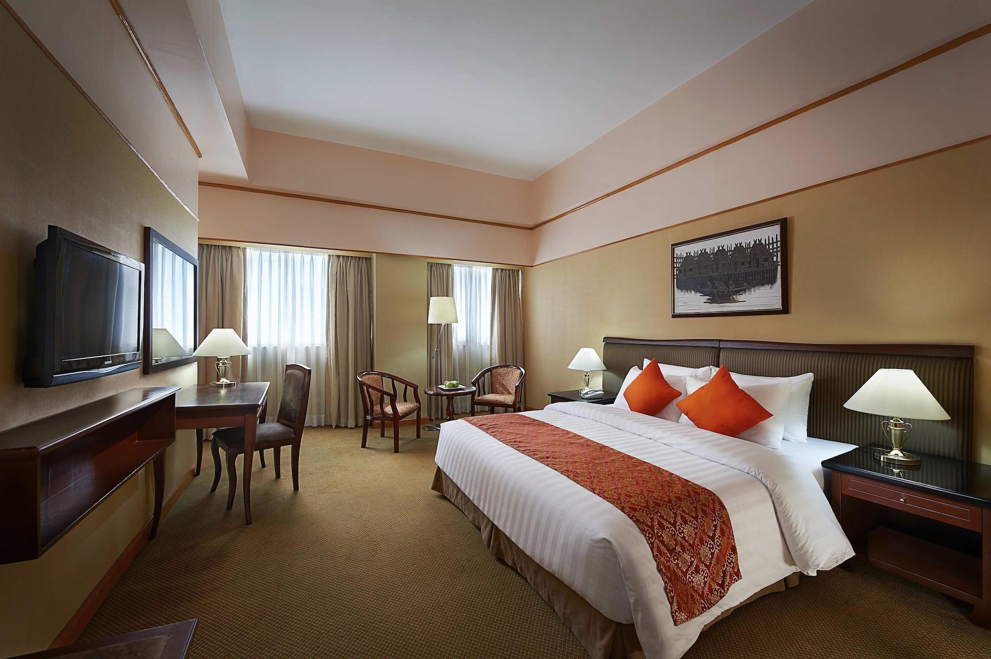 Berjaya Makati Hotel Makati City Exteriör bild