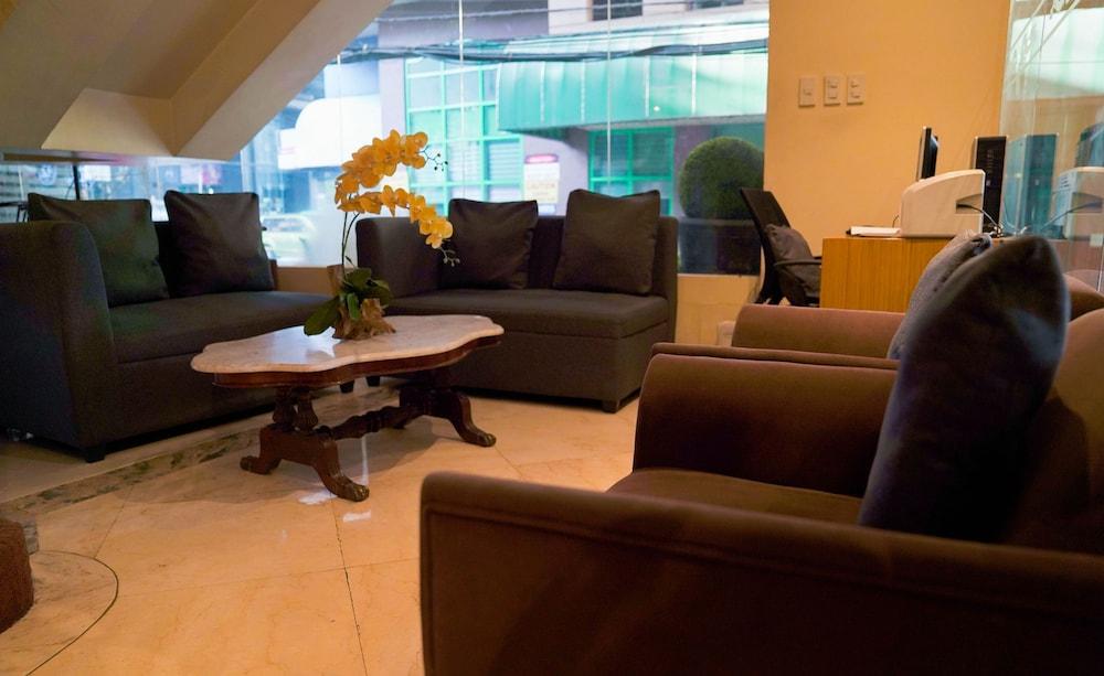 Berjaya Makati Hotel Makati City Exteriör bild