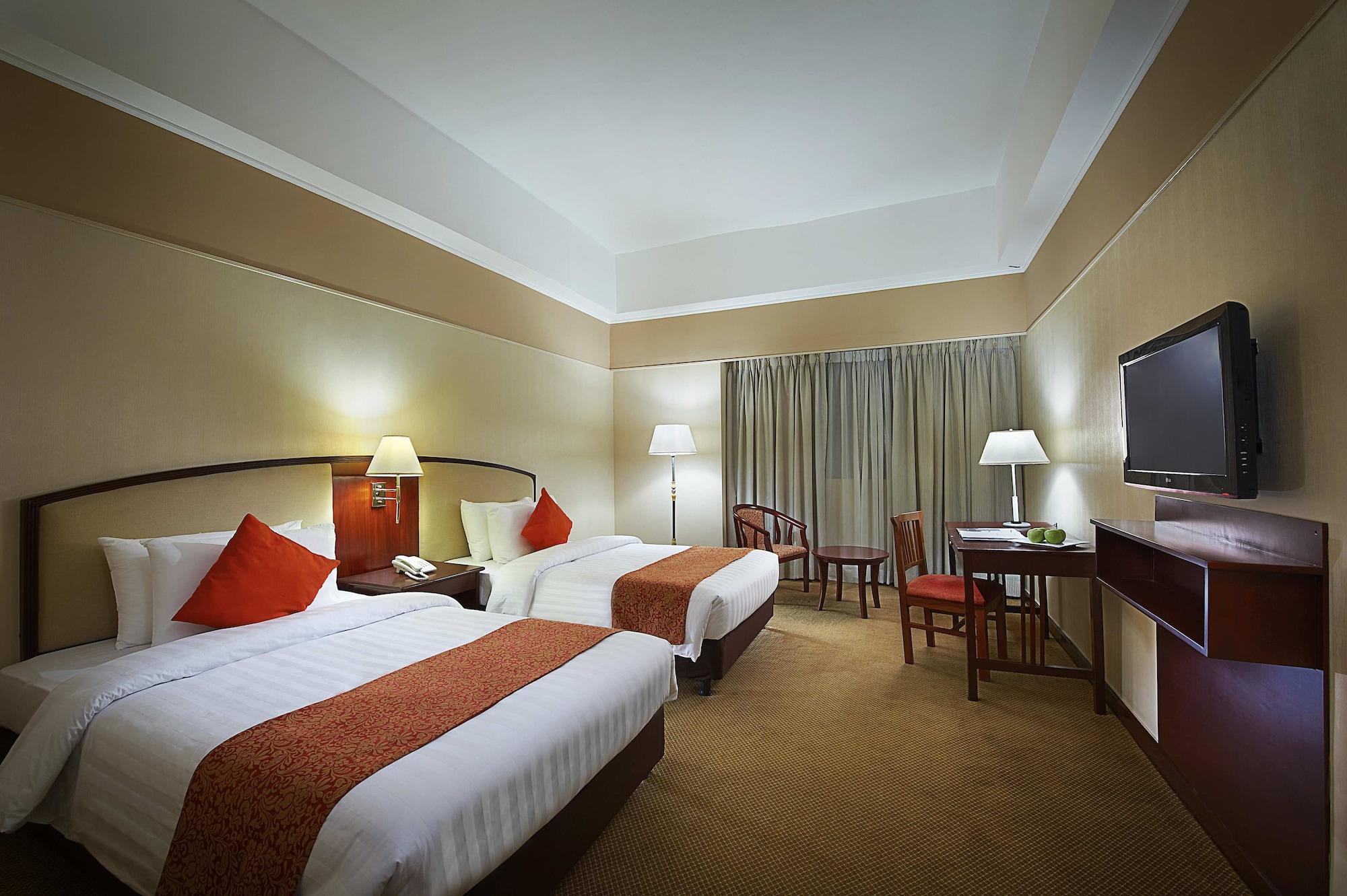 Berjaya Makati Hotel Makati City Exteriör bild